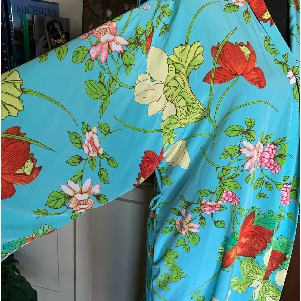 Notations Blue Floral Robe - Picture 4 of 10